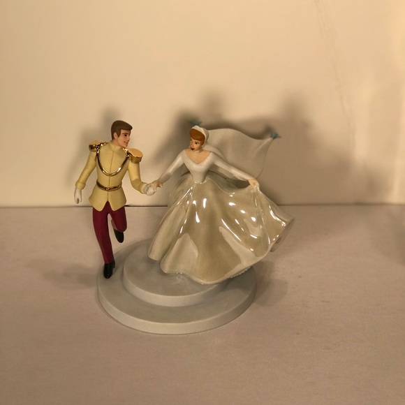 Disney Classics Collection - Picture 2 of 6